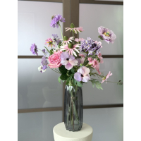 Zijden boeket April met gratis vaas