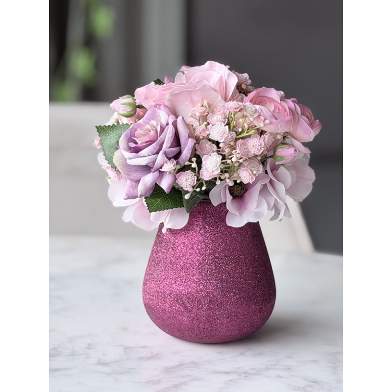 Zijden biedermeier boeketje met vaas pink