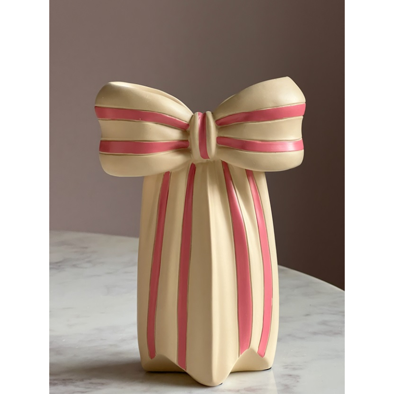 Vase Bow