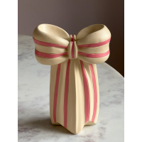 Vase Bow